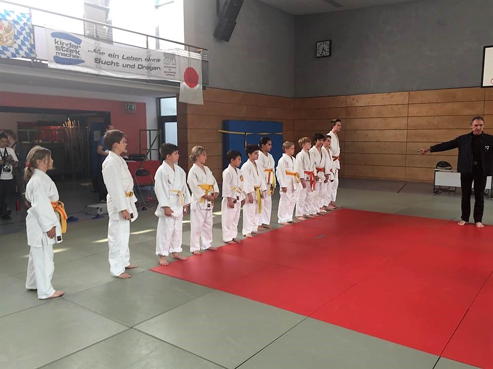 Judo Jugendliga Angrüßen